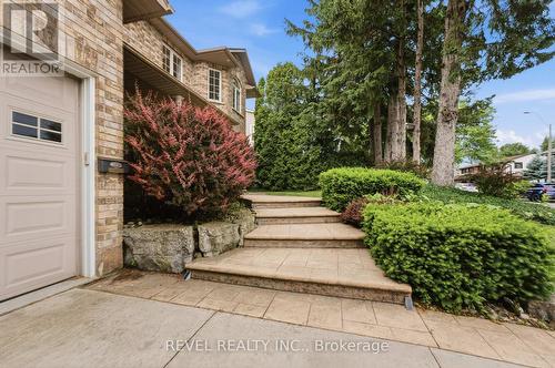 11 Maynard Street, Hamilton, ON 