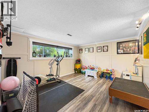 322 35Th Street, Battleford, SK - Indoor Photo Showing Gym Room