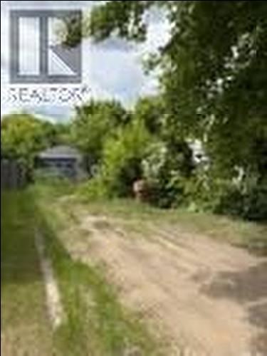 123 Lochrie Crescent, Saskatoon, SK 