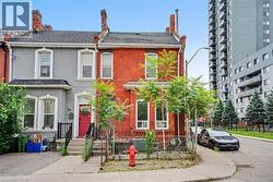 52 CATHCART Street  Hamilton, ON L8R 1M5