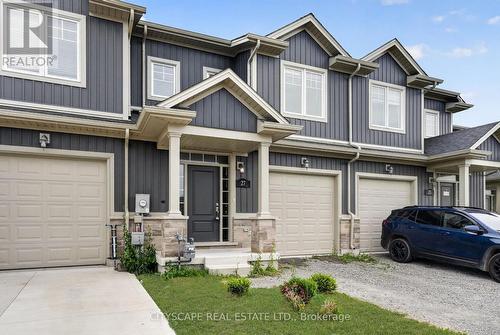 27 LAMB CRESCENT  Thorold, ON L2V 0G8
