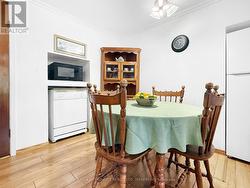 Eat In Kitchen - 