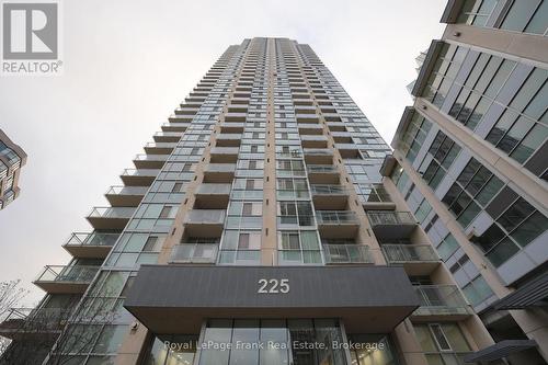 3410 - 225 WEBB DRIVE  Mississauga (City Centre), ON L5B 4P2