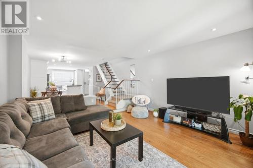 16 Dutch Myrtle Way, Toronto, ON 