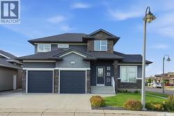 102 Teal CRESCENT  Saskatoon, SK S7T 0P9