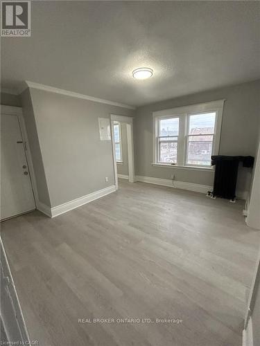 6 - 983 Main Street E, Hamilton, ON 