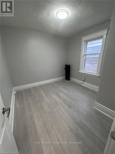 6 - 983 Main Street E, Hamilton, ON 