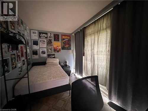 Image quality insufficient for description - 11 Wilmont Court, Hamilton, ON 