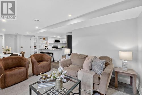 2160 Lambeth Walk, Ottawa, ON 