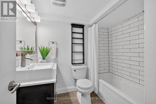 2160 Lambeth Walk, Ottawa, ON 