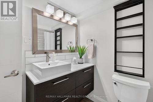 2160 Lambeth Walk, Ottawa, ON 