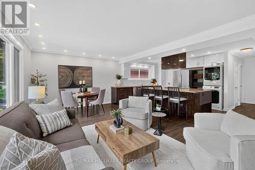 2160 Lambeth Walk, Ottawa, ON 