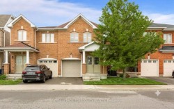 983 Francine Crescent  Mississauga, ON L5V 0E2