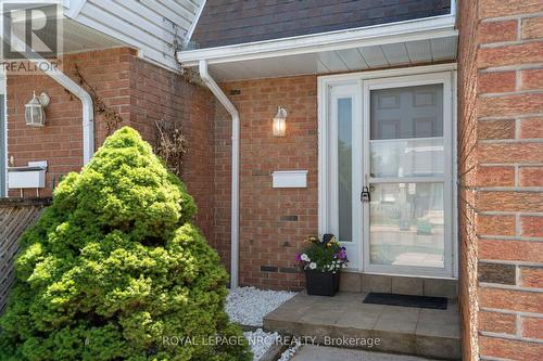 Welcoming Private Entrance - 81 - 286 Cushman Road, St. Catharines (Carlton/Bunting), ON 
