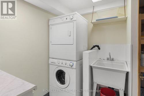 Laundry room with folding table - 81 - 286 Cushman Road, St. Catharines (Carlton/Bunting), ON 