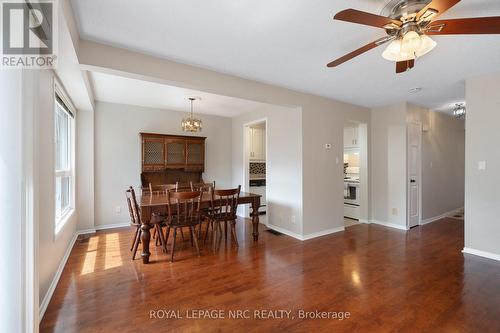 View of kitchen with two entrances - 81 - 286 Cushman Road, St. Catharines (Carlton/Bunting), ON 