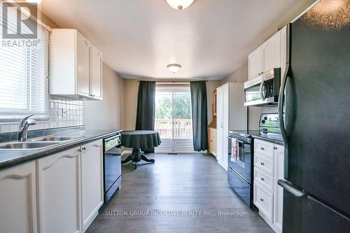 10 Palling Lane, Barrie, ON 