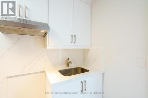 267 Lakeshore Road E, Mississauga, ON 