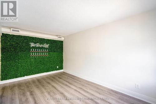 267 Lakeshore Road E, Mississauga, ON 