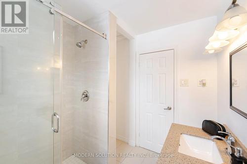 2557 Mindemoya Road, Mississauga, ON 