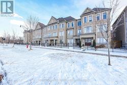 8652 FINANCIAL DRIVE Brampton, ON L6Y 6G5