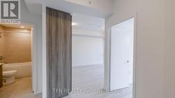 Foyer - 