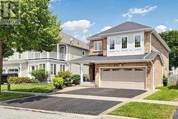 11 DAVEY STREET Ajax, ON L1Z 1K8