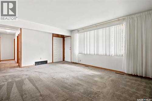 3326 4Th Avenue N, Regina, SK - Indoor Photo Showing Other Room