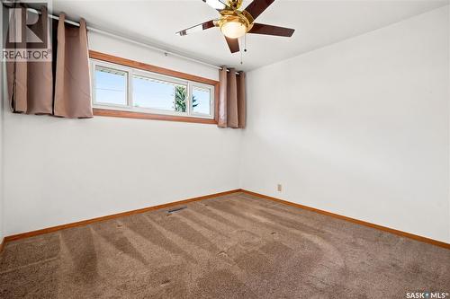 3326 4Th Avenue N, Regina, SK - Indoor Photo Showing Other Room