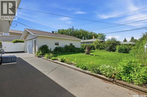 3326 4Th Avenue N, Regina, SK - Outdoor