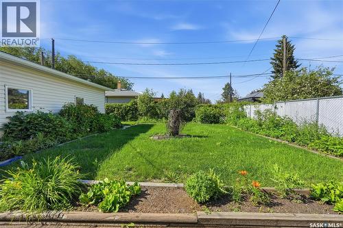 3326 4Th Avenue N, Regina, SK - Outdoor