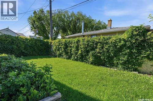 3326 4Th Avenue N, Regina, SK - Outdoor