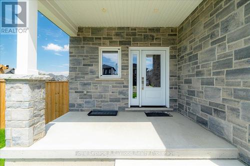 72 Trailview Drive E, Tillsonburg, ON - Outdoor With Exterior
