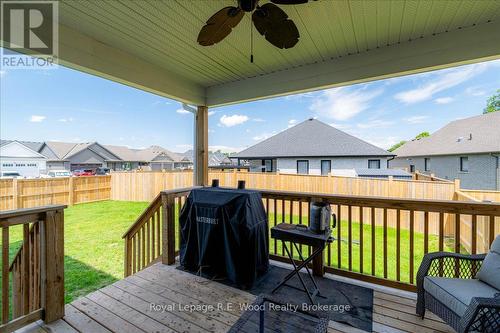 72 Trailview Drive E, Tillsonburg, ON - Outdoor With Deck Patio Veranda With Exterior