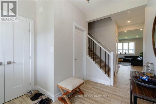 72 Trailview Drive E, Tillsonburg, ON - Indoor Photo Showing Other Room