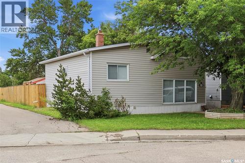 2157 Francis STREET  Regina, SK S4N 2P4