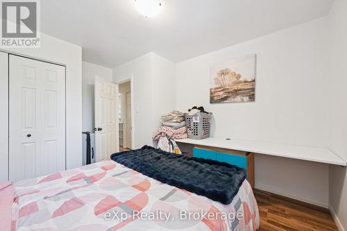 56 Bretz Avenue, Cambridge, ON 