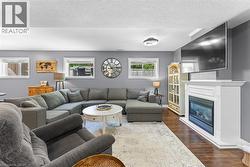 Family Room - 
