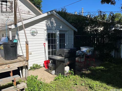 1027 7Th Avenue Ne, Moose Jaw, SK 