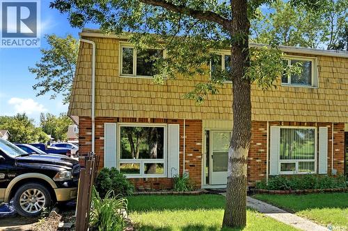 98 OAKVIEW DRIVE  Regina, SK S4R 0E4