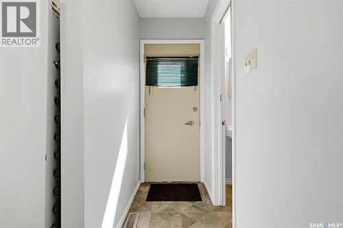 98 Oakview Drive, Regina, SK 
