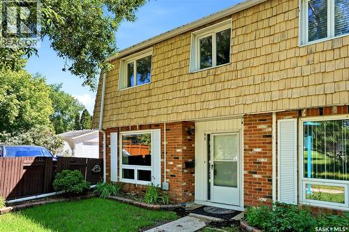 98 Oakview Drive, Regina, SK 