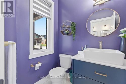 92 Moon Crescent, Cambridge, ON 
