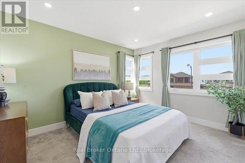 92 Moon Crescent, Cambridge, ON 