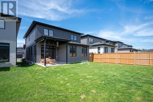92 Moon Crescent, Cambridge, ON 