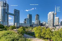1605 - 21 ICEBOAT TERRACE Toronto, ON M5V 4A9
