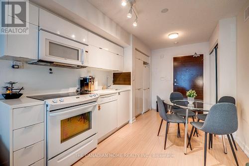 1605 - 21 Iceboat Terrace, Toronto, ON 