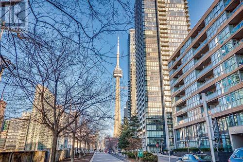 1605 - 21 Iceboat Terrace, Toronto, ON 