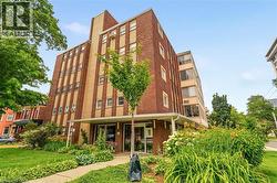 38 CHARLTON Avenue W Unit# 402  Hamilton, ON L8P 2C1