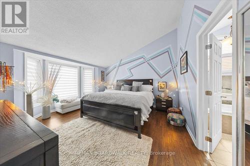 24 Hackett Street, Ottawa, ON 